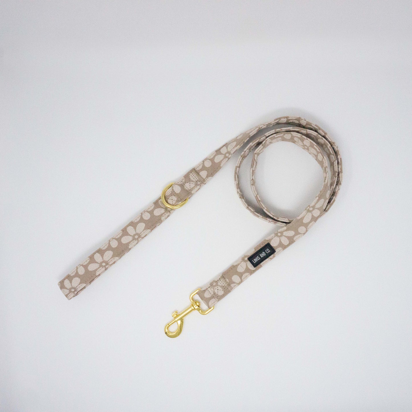 Bisque Bloom Leash